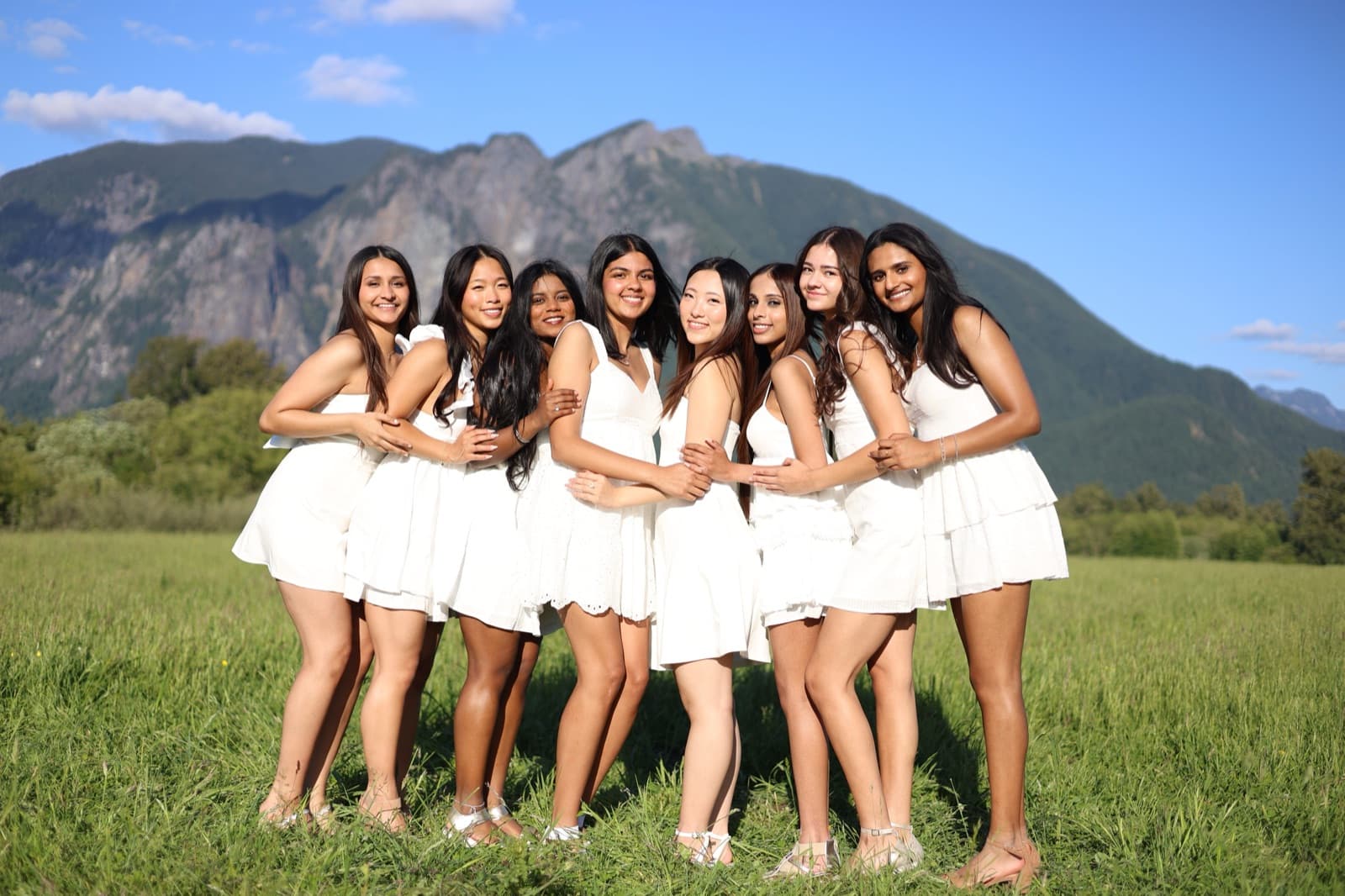 Senior session, wide frame